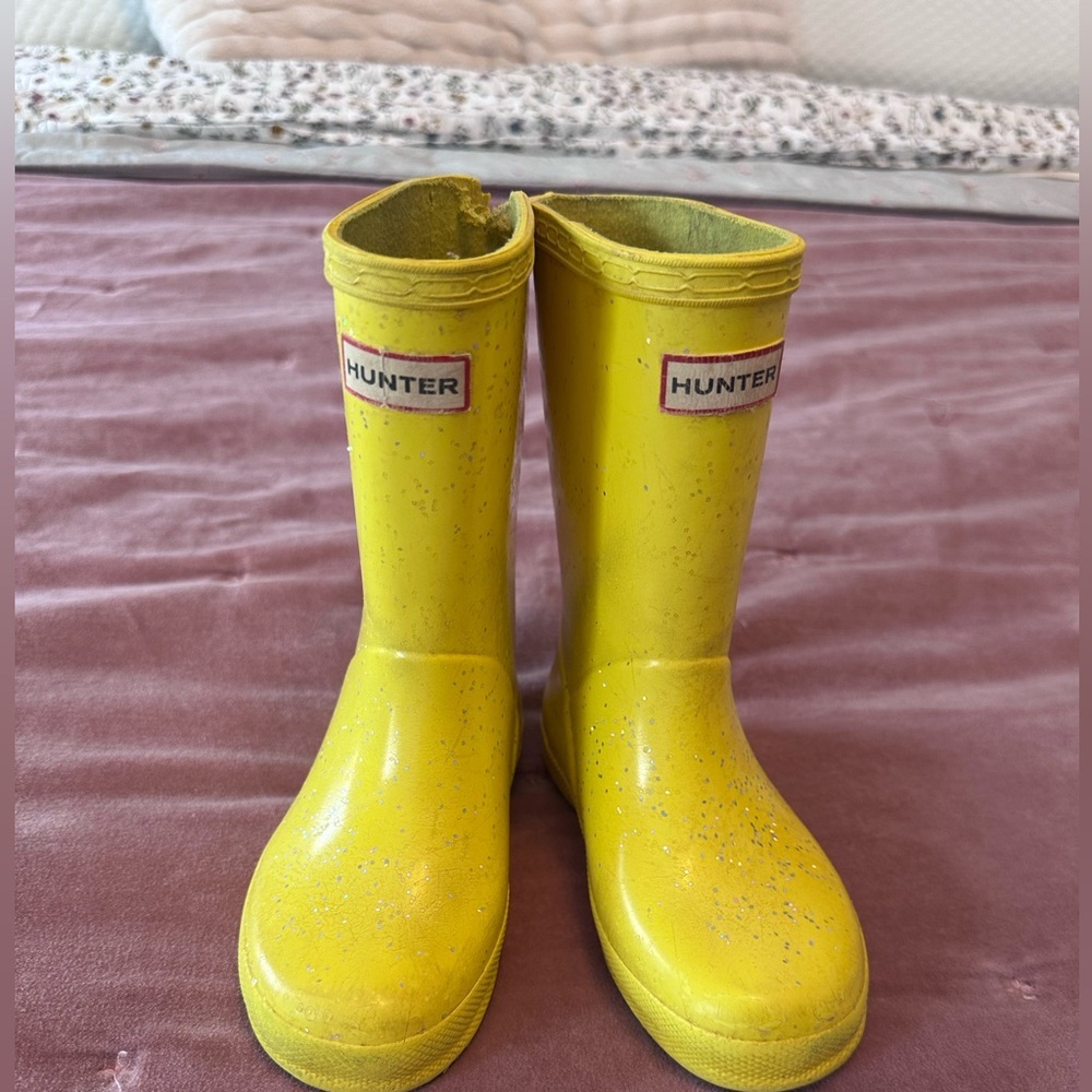 Discontinued kids Hunter Bright Yellow sparkle Waterproof Boots